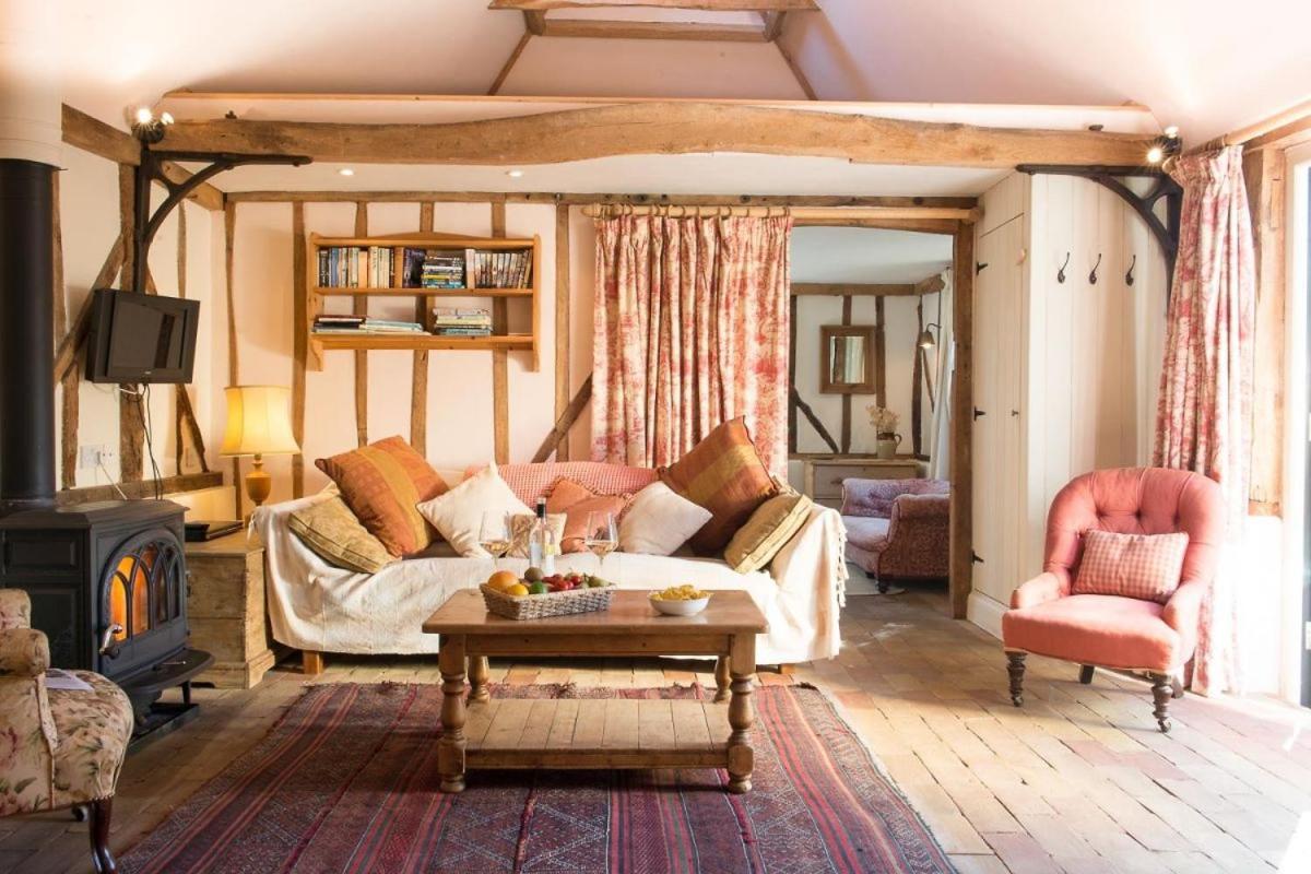 Bromans Barn A Beautiful Cottage By The Sea And Cudmore Nature Reserve Уест Мърси Екстериор снимка